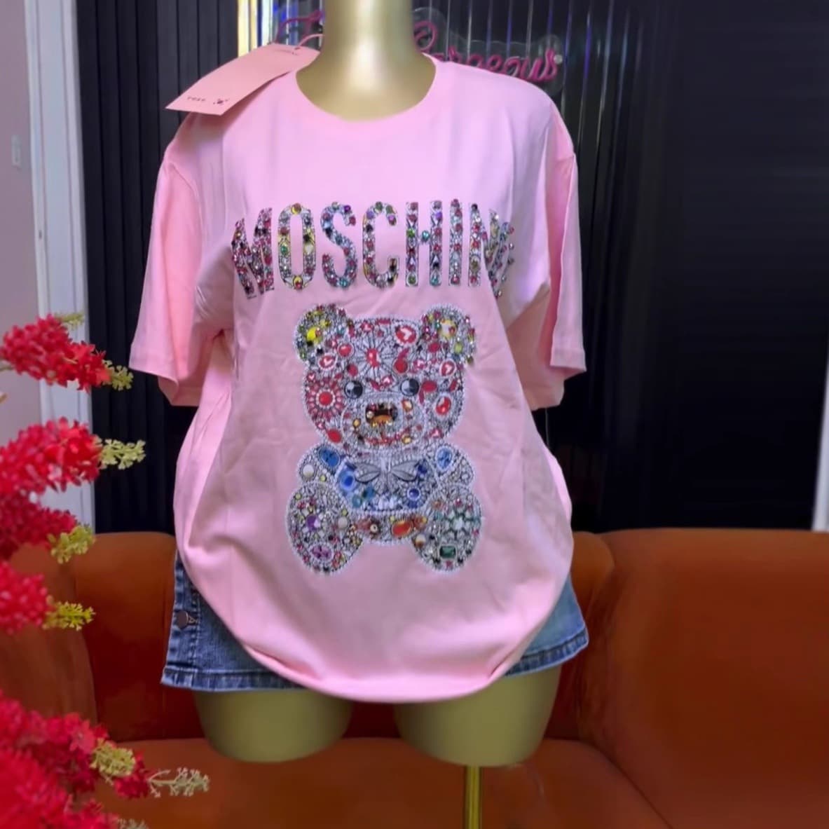 Cotton Women's T-shirts Available, Loose Fit Round Neck Tops Wholesale