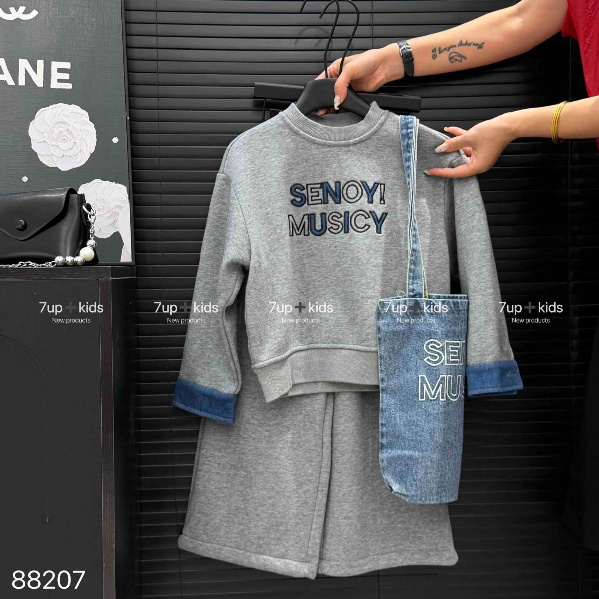 Boys Girls Winter Thickened Hoodie Set Middle Older Kids Denim Jacket Wide Leg Pants 3-Piece Set Zhili Kids Clothing