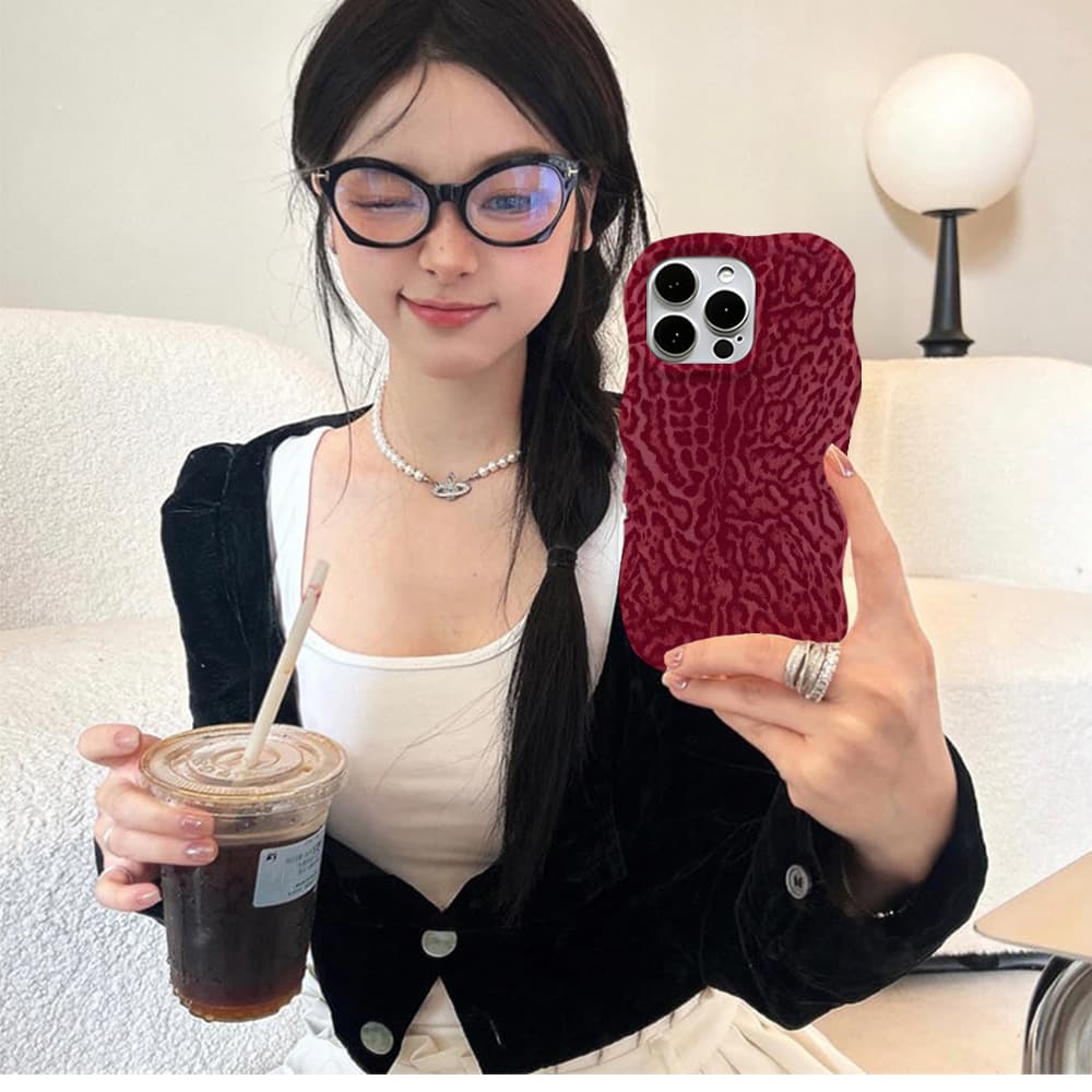 Retro Wine Red Leopard Film 2-in-1 Compatible with Apple 17 Pro Max/17 Air Magnetic Custom Wave Edge