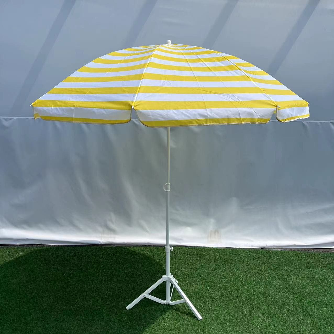 Factory Direct Stock 2m Stripe Sun Umbrella Stall Patio Umbrella Portable Advertising Umbrella Beach Umbrella