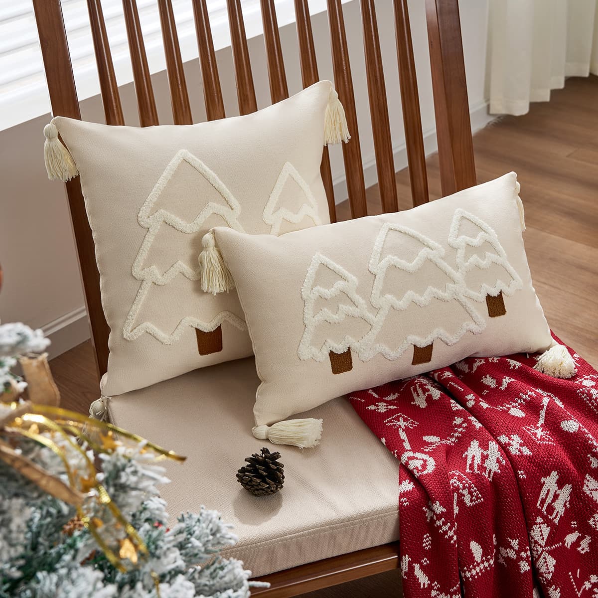 Amazon cross-border Christmas pillow covers, Christmas tree canvas embroidered cushions, tassel-decorated sofa