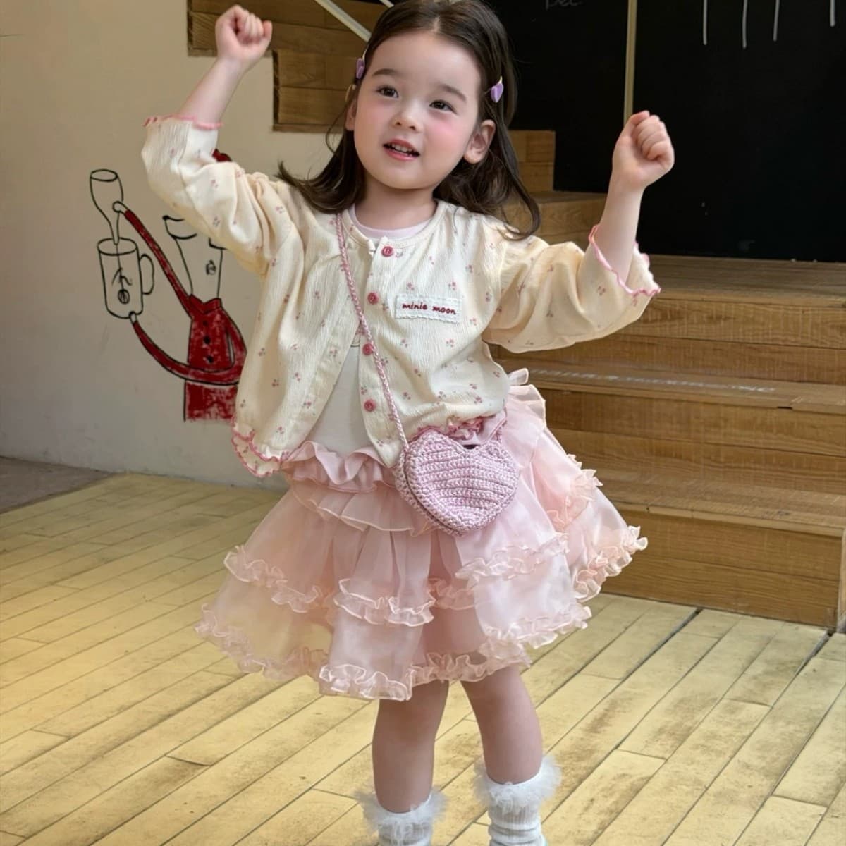 Sweet little girl Korean suit spring floral cardigan coat baby girl pink vest skirt three-piece set