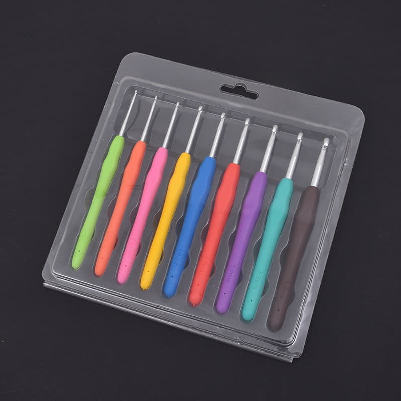 Handwoven Rainbow Soft Handle Crochet Hook TPR Soft Handle Crochet Hook Solid Soft Handle Aluminum Crochet Hook Set Yarn Needle