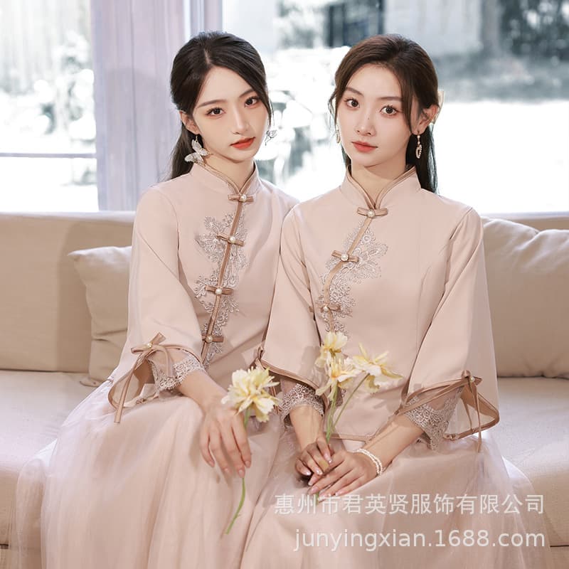 Chinese-style Bridesmaid Dress 2025 New Summer Wedding Sister Group Dress Chinese-style Cheongsam Hanfu Slim Bridesmaid Skirt