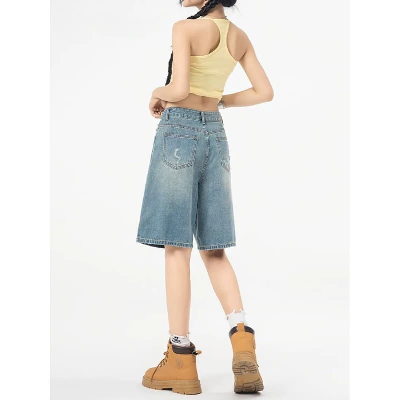 Light Wash Denim Shorts for Women 2026 Trendy Versatile New Summer High-Waist A-Line Straight Leg Capri Pants for Petite