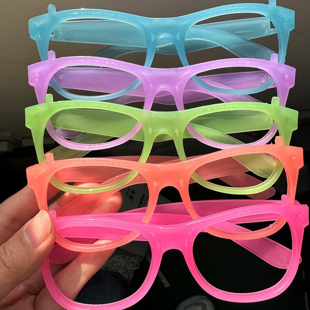 Holiday party decorations, luminous color-changing luminous glasses, atmosphere photo props, plastic colorful fluorescent glasses frames