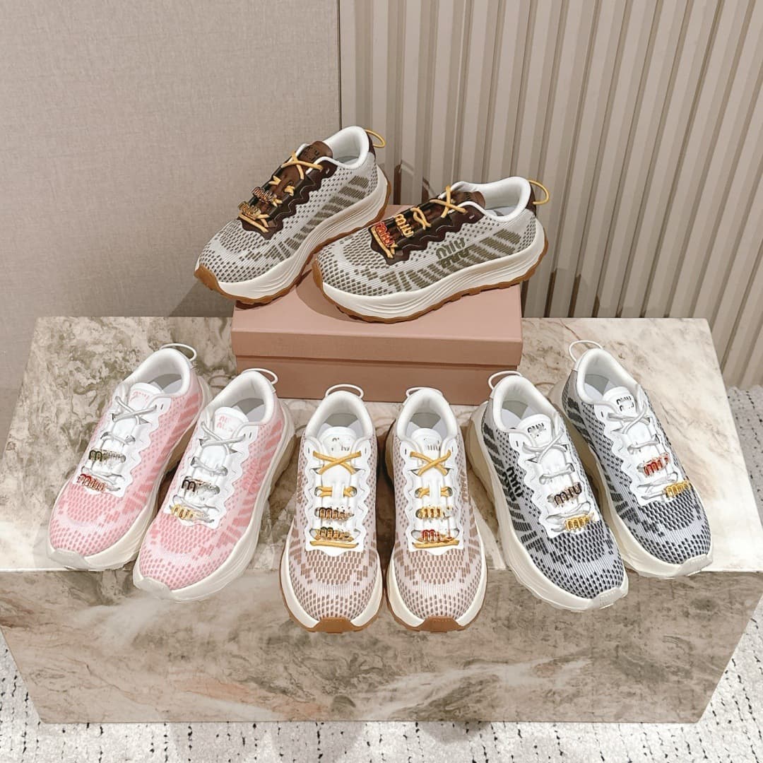 Foreign trade Miaojia mesh breathable dad shoes for women M26M new heightening thick sole casual versatile sports shoes trendy low top