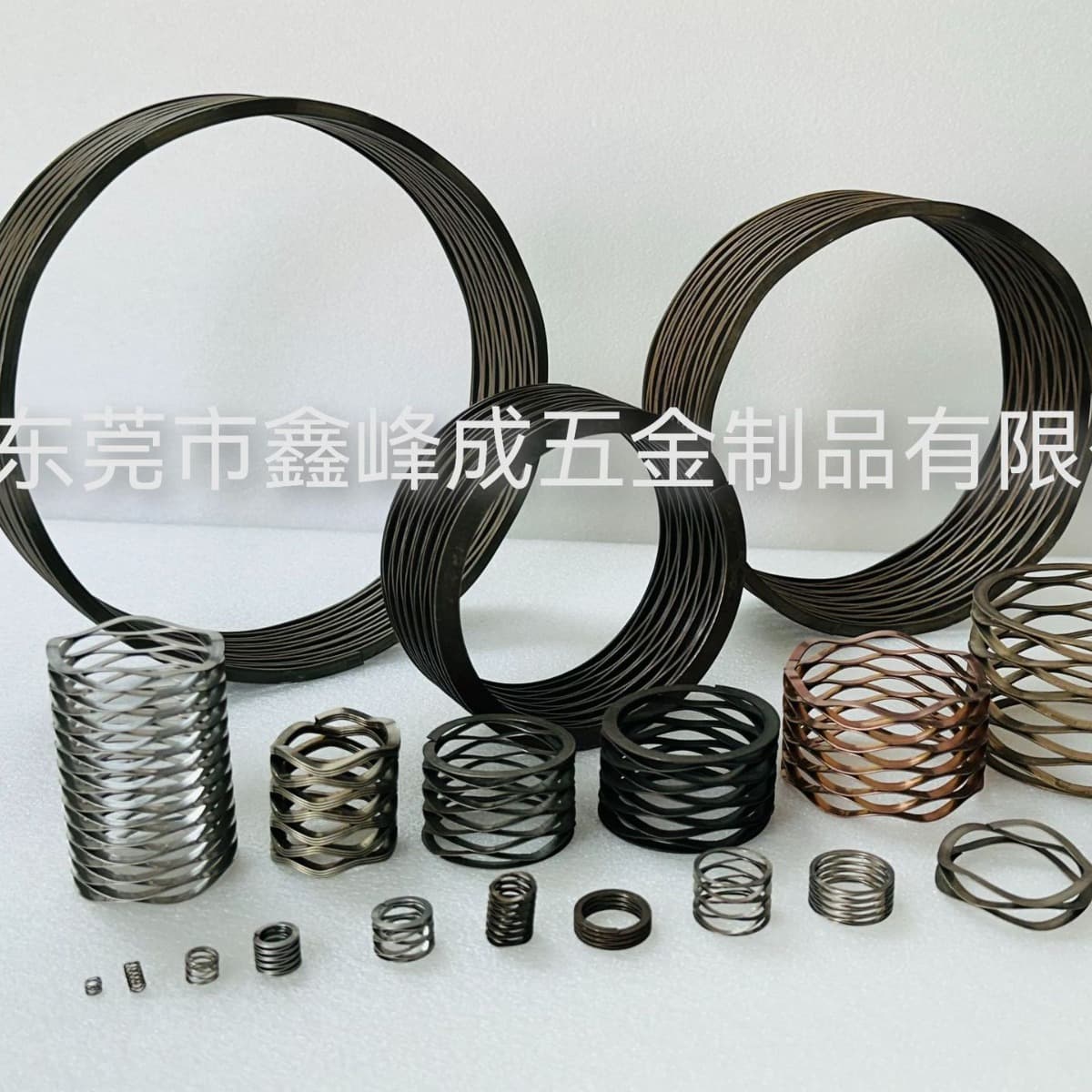 Xinfengcheng hardware products manufacturer directly supplies high-precision wave springs and stainless steel wave winding compression springs