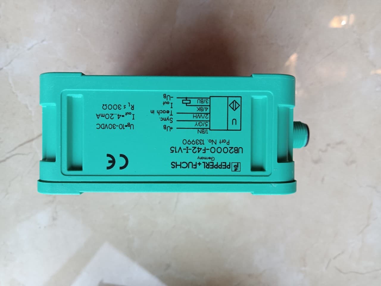 Brand New Original Imported Ultrasonic Sensor UB2000-F42-I-V15