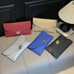 Large Capacity Solid Color Women's 2026 Autumn New Fashion Casual Ladies Underarm Handheld Envelope Clutch Bag