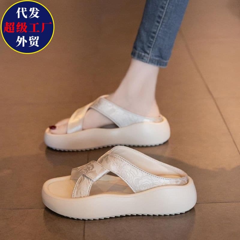 Brand Genuine Seasonal Slide Sandals for Women Summer 2026 New Casual Beach Sandals Lazy Pregnant Women One-Strap