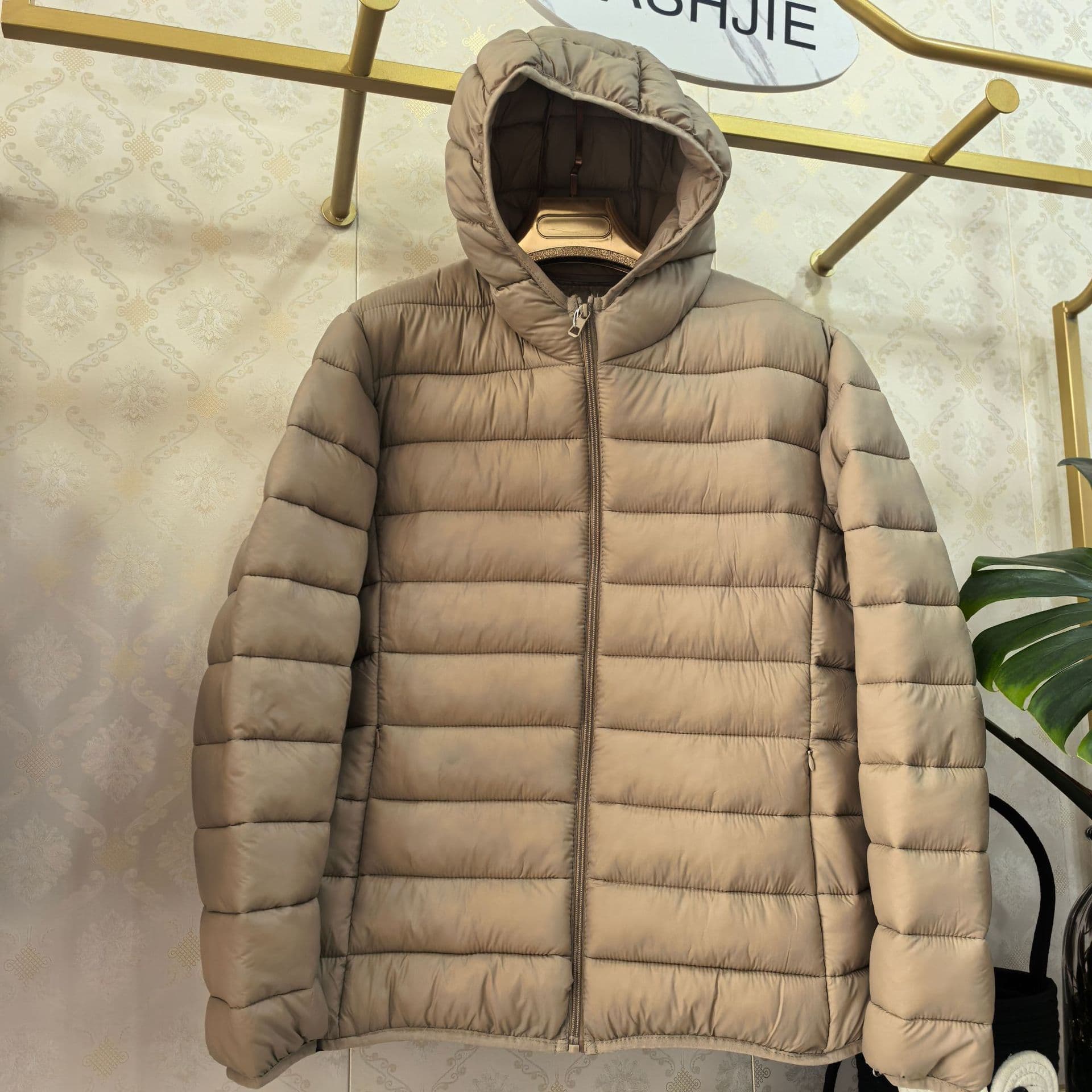 2025 Autumn and Winter New Lightweight Cotton Clothes Women's Hooded Cotton Coat Jacket Outdoor Casual Hooded Soft Shell Cotton Jacket Women