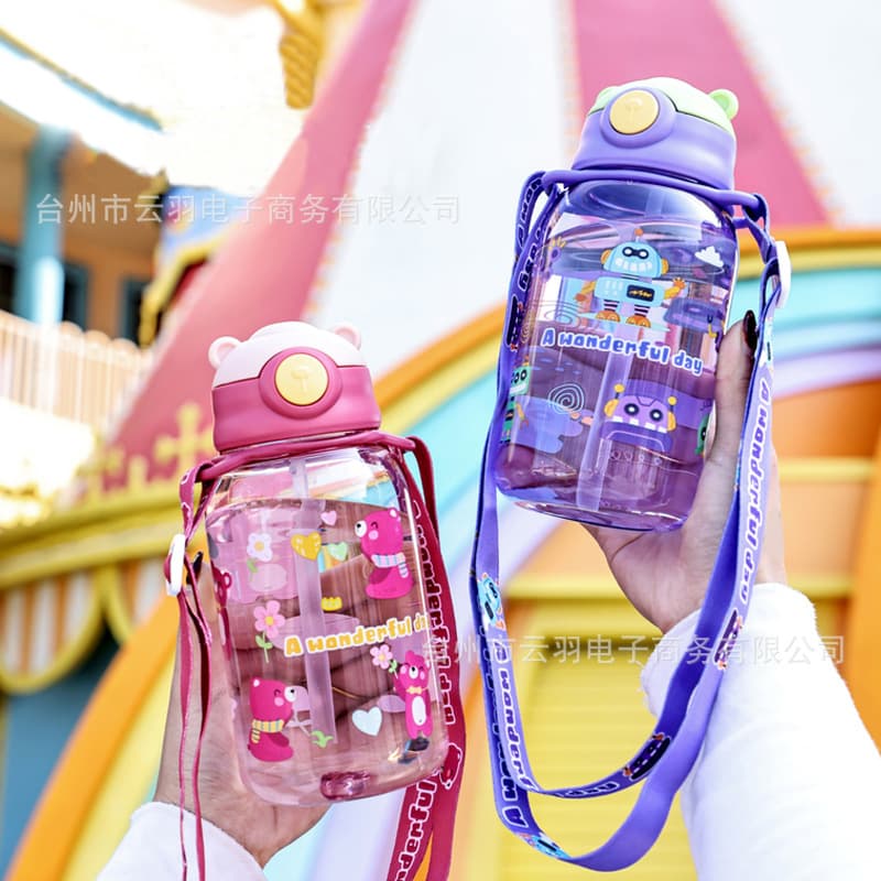 Cute children's outdoor portable plastic water cup with straw, new summer student school factory direct new model with strap