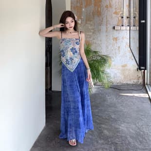 Vacation Style Blue Print Strapless Strappy Wide Leg Pants Two-Piece Set Women Summer Loose Beach Photo Set
