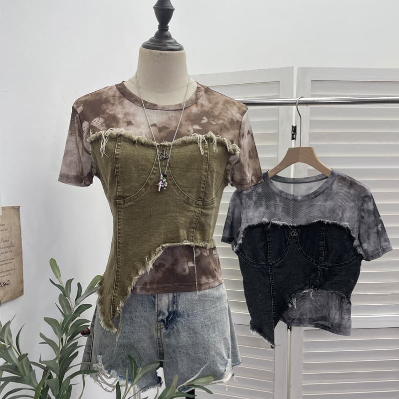 Real shot of Guangzhou women's wholesale smudged mesh splicing raw edge distressed denim short-sleeved T-shirt top 26171