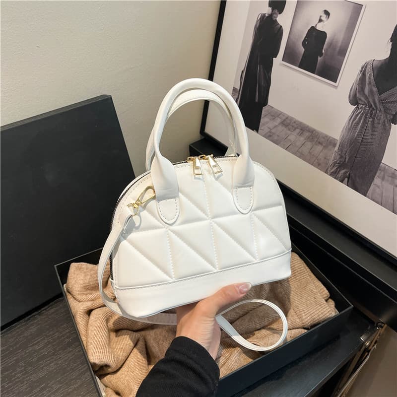 Summer Fashion Handbag for Women 2025 New Diamond Pattern Trendy Shoulder Crossbody Bag Textured Shell Bag