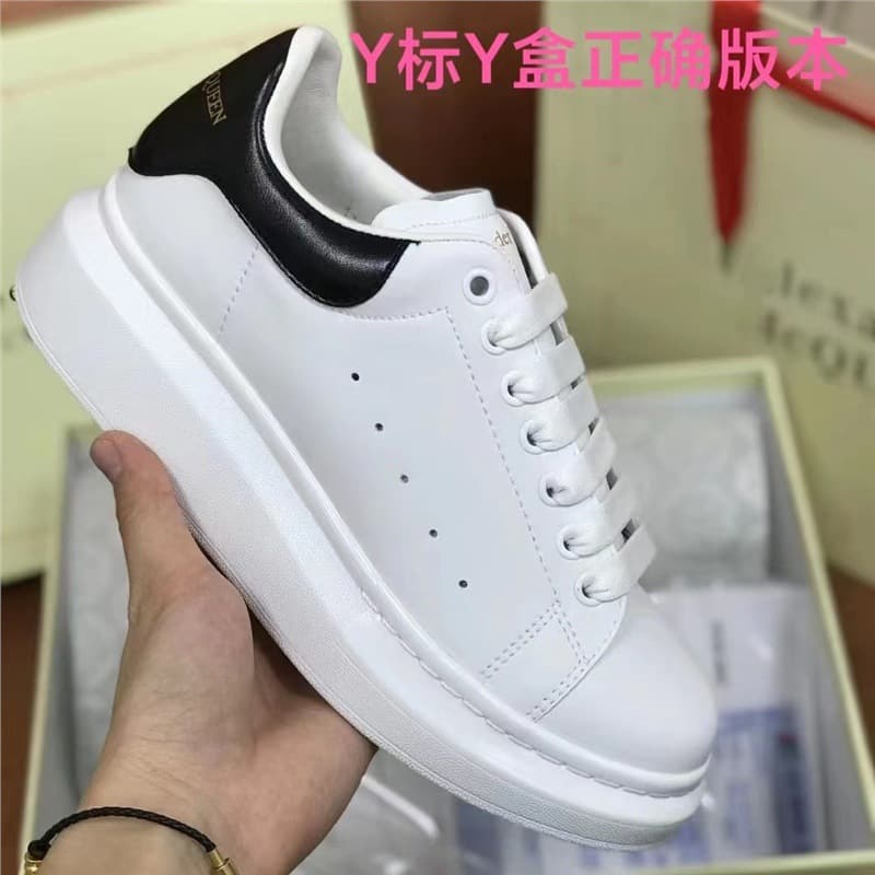 Classic Genuine Leather McQueen White Sneakers Thick Sole Versatile Couple Casual Shoes Four-Season Breathable Skate Shoes