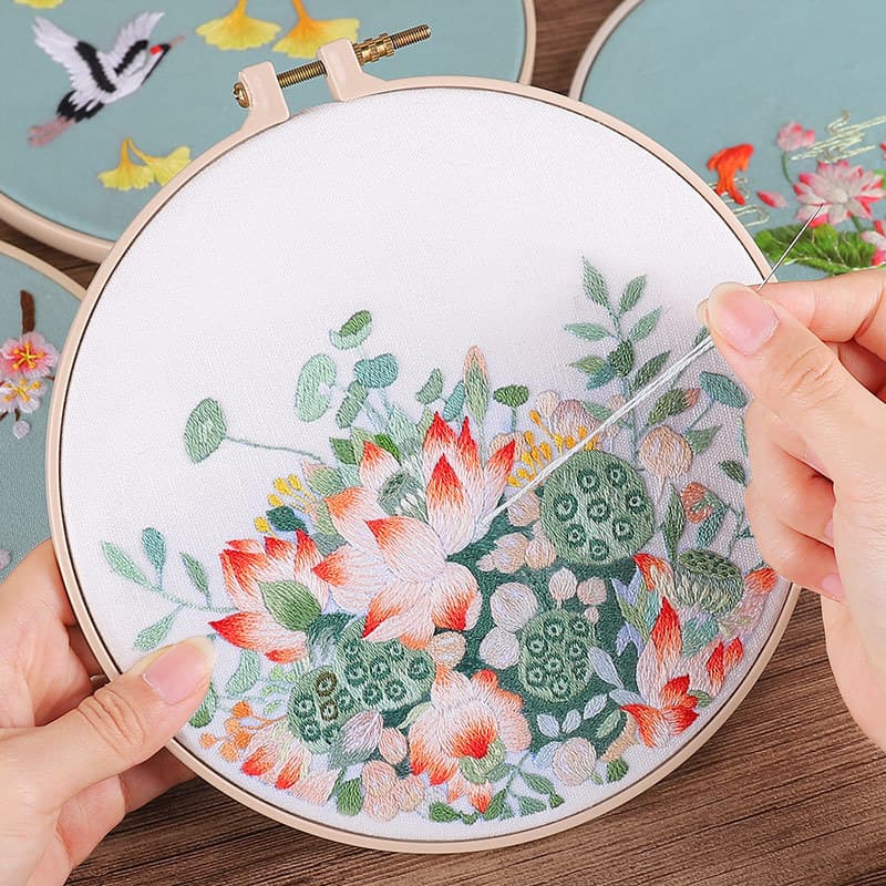 Embroidery Handmade DIY Material Kit Self-stitching Su Embroidery Round Fan Ribbon Embroidery Beginner Embroidery Ancient Style Ornament