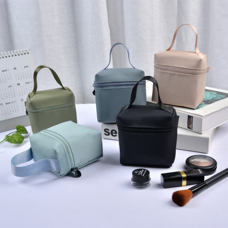 New Portable Simple Nylon Small Handbag for Essential Oil, Earphone, Data Cable, Lipstick Storage, Middle Bag