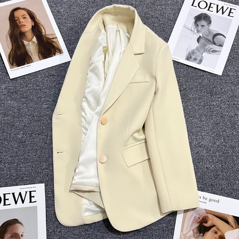 Beige Metal Button Blazer for Women 2026 Spring Autumn New Design Casual Versatile Small Suit Jacket Chic Elegant