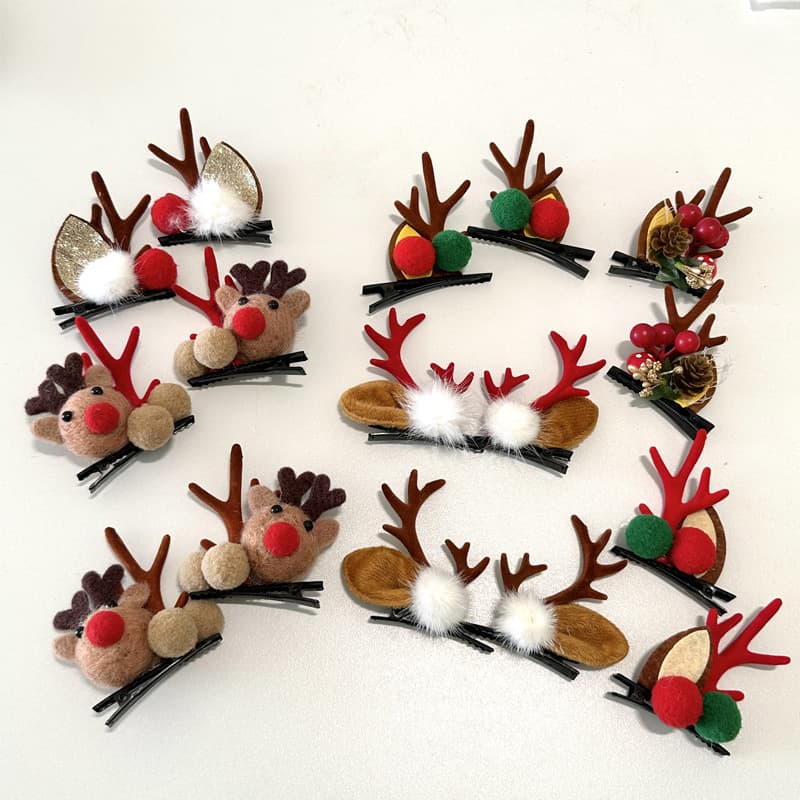 Christmas reindeer hair clips, cute hair accessories for children, trendy cartoon reindeer hair clips, decorative clips.
