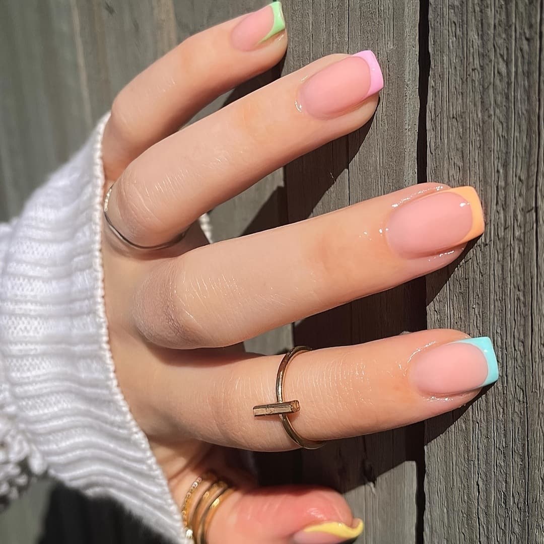 Factory Direct Cross-border Best-selling Wearable Nails French Rainbow Color Fake Nails Nail Art Stickers Wholesale