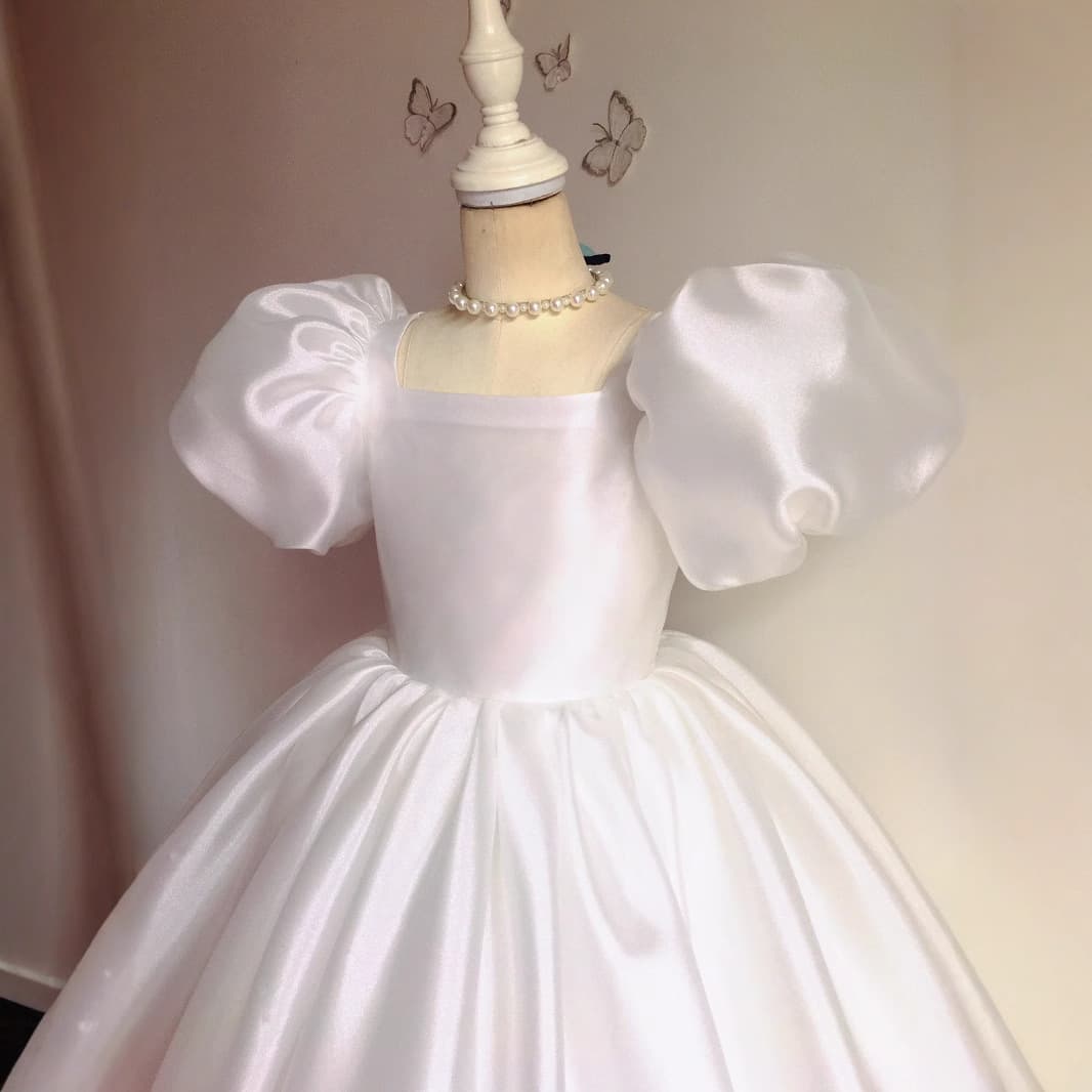 New Children's Formal Dress Satin Girl Big Puff Sleeve Princess Dress Elegant Backless Puffy Dress Spring