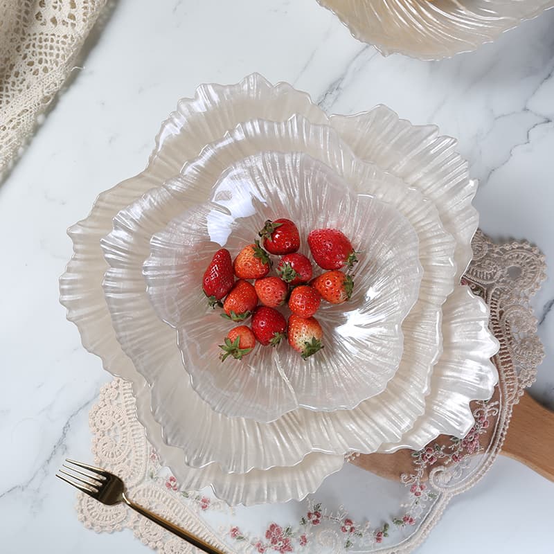 Nordic Modern Glass Fruit Plate Flower-shaped Pearl Luster Snack Fruit Plate Simple Dessert Afternoon Tea Plate Household