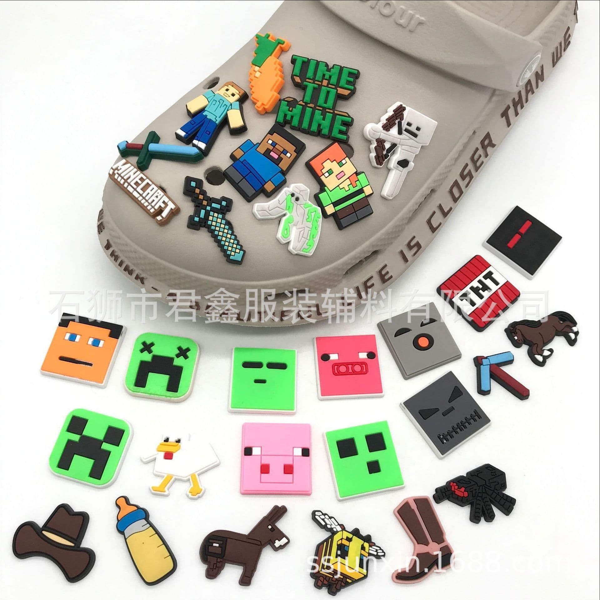 Junxin Shoe Charms My World MINECRAFT New Game Decorative Charms for Crocs Amazon Shoe Flowers