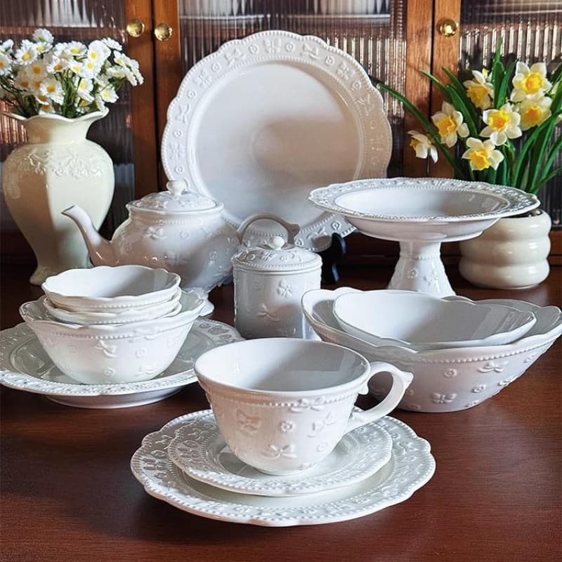 Floral Butterfly Dinnerware Set Luxury Housewarming Dinner Set Bowl and Plate Set for Home Use