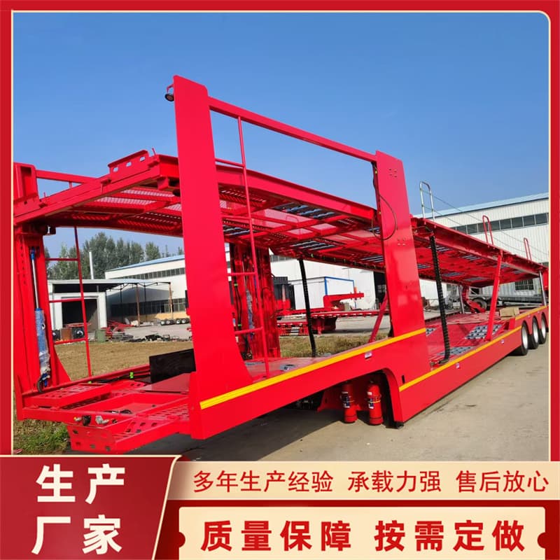 8-seater car transport semi-trailer equipped with airbag suspension, full vehicle repaint, and underrunner.