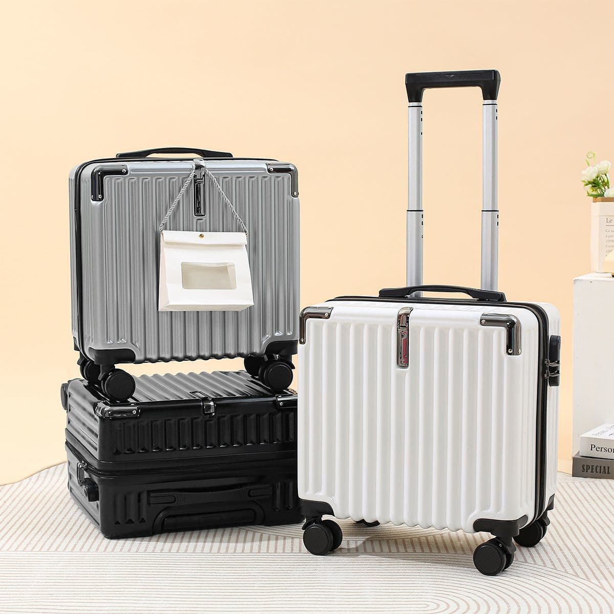 18-inch Carry-on Luggage Small Travel Suitcase Lightweight Trolley Case with Spinner Wheels and Password Lock for Men Women Students