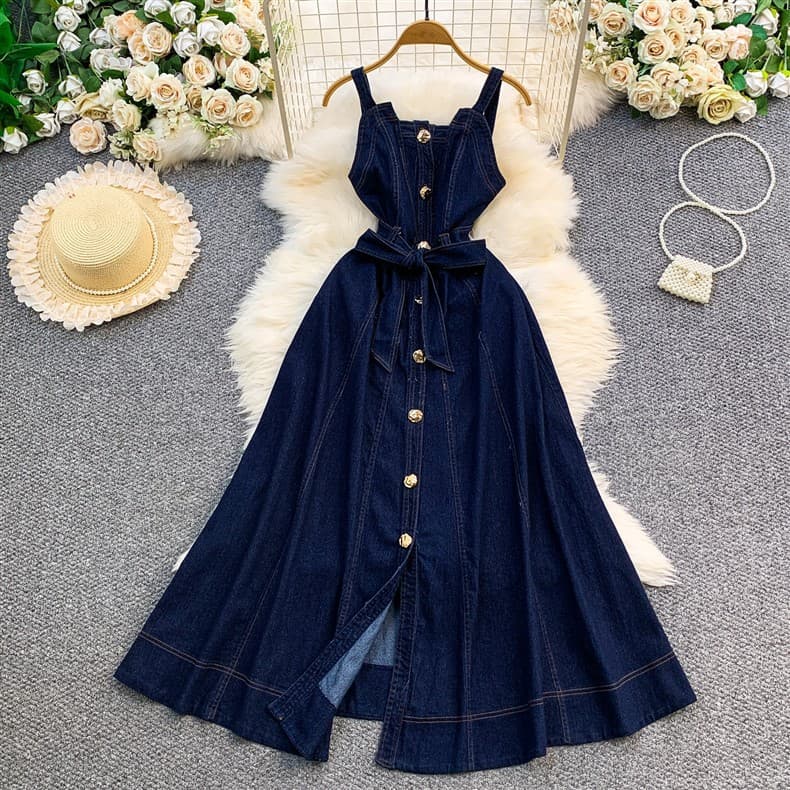 European and American Retro Style Light Luxury Metal Buckle Strap Dress for Women, Summer Sexy Waist-Cinching Slimming Denim Long Dress