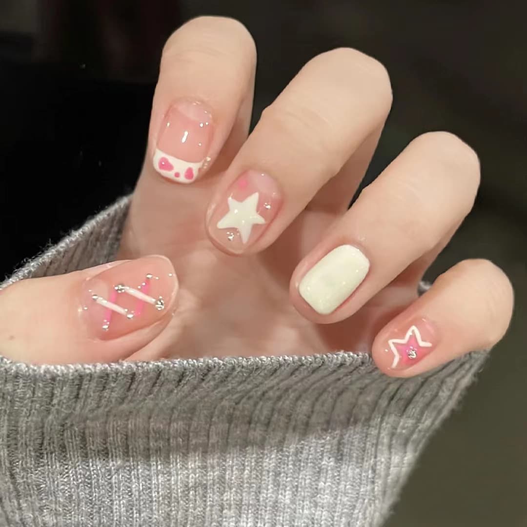 Cute Star French Style Short Wearable Nail Tips Gentle White-Enhancing False Nails Removable Finished Nails