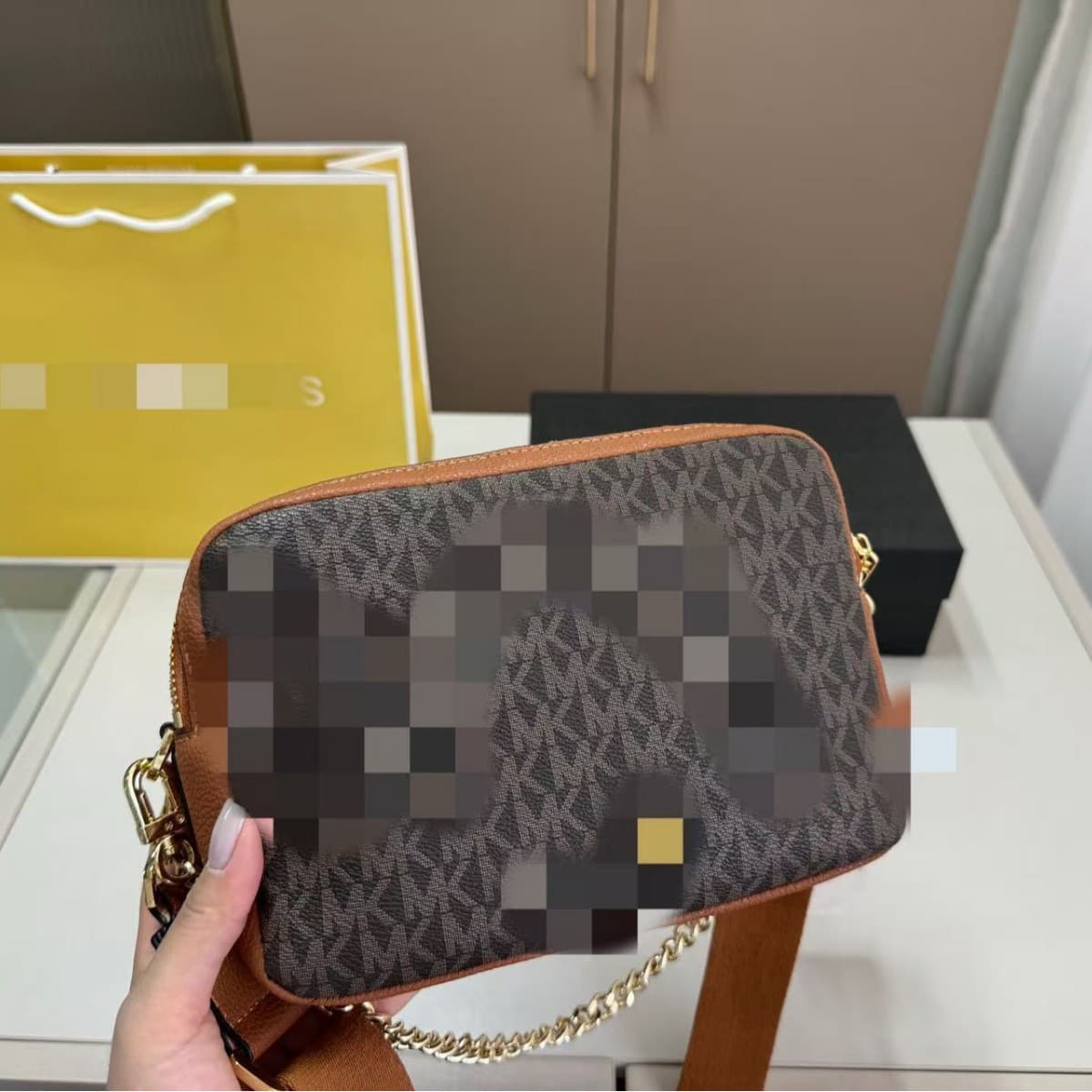 Best-selling Women's Bag 2026 New Retro Jet Set Travel Camera Square Bag, Light Luxury Shoulder Crossbody Bag