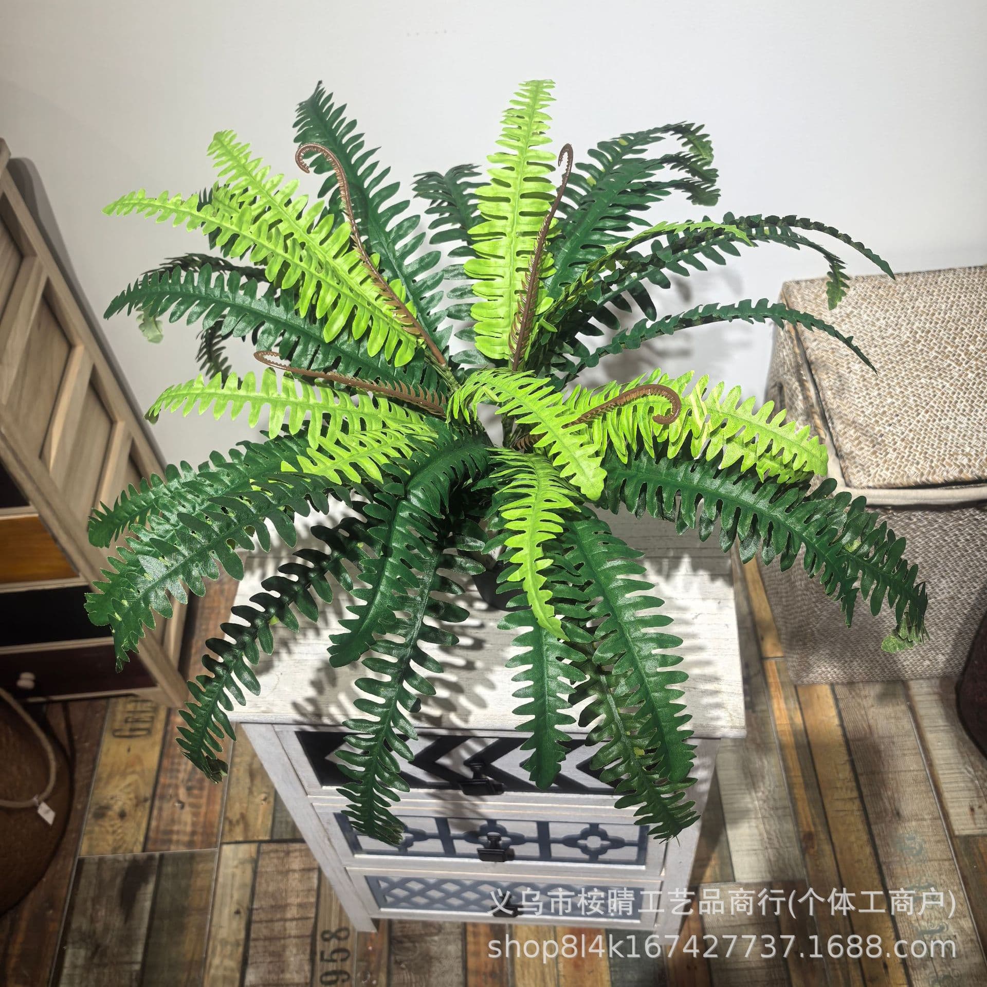 Artificial green plants, ferns, Persian leaves, Boston ferns, indoor plant wall arrangements, floral decorations, artificial leaves