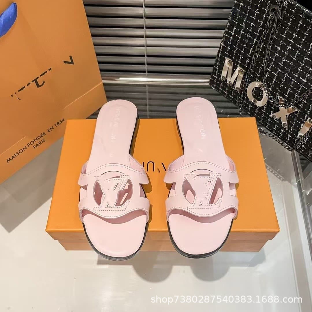 Export Best-Selling Donkey Slippers High-Quality Imitation Sheepskin Letter Cutout Slippers for Women Factory Wholesale Stable Supply