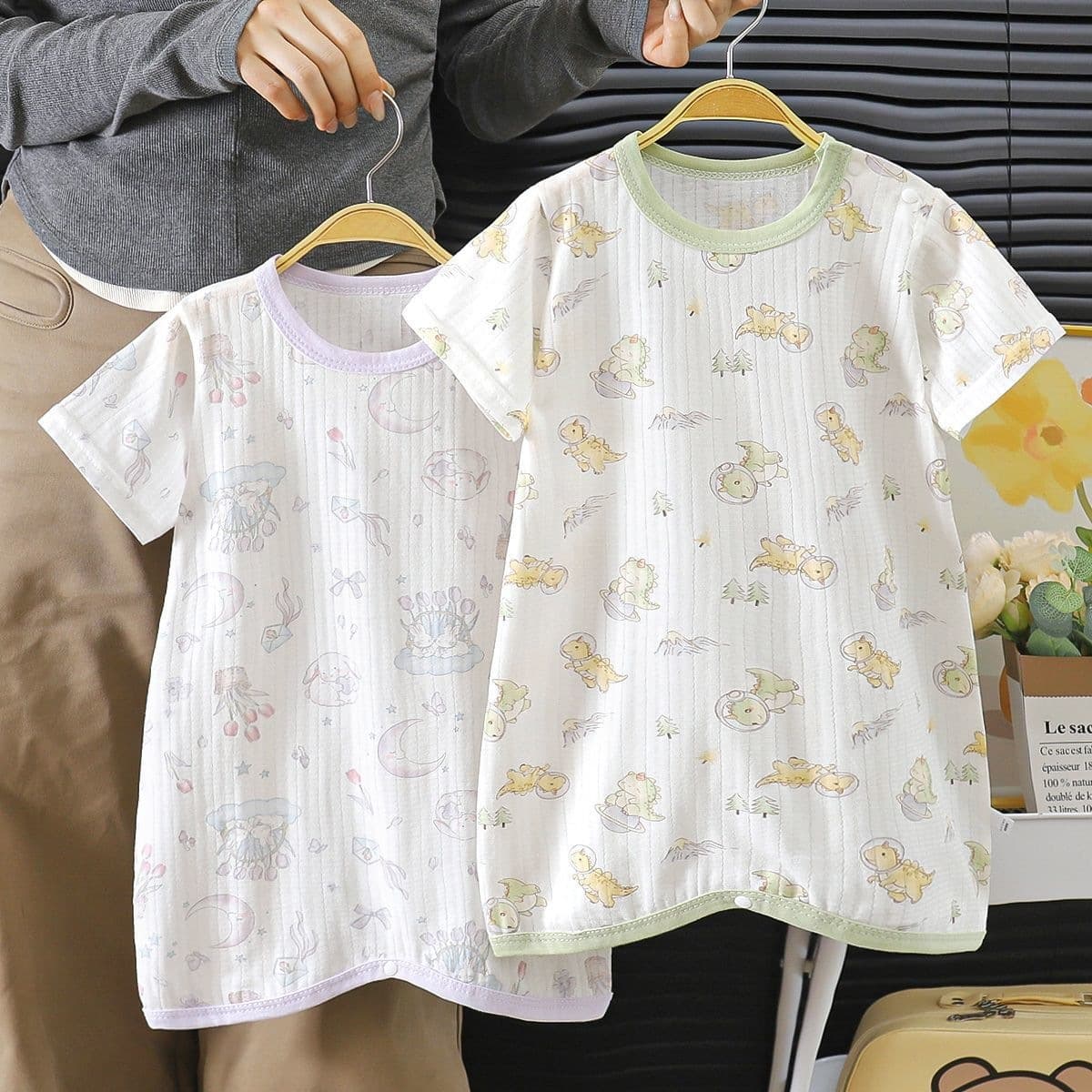 Baby summer thin short-sleeved nightgown cotton anti-kick male and female baby home clothes air-conditioned clothes newborn clothes