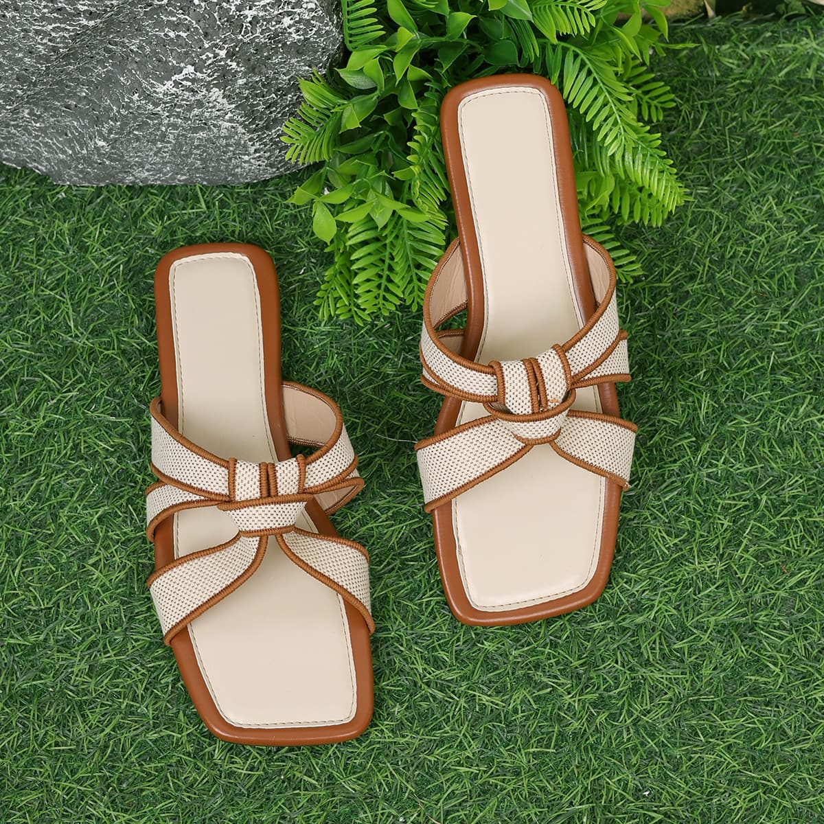 2025 Season Casual Flat Woven Shoes One-Strap Slippers Women New Fashion Roman Sandals Wholesale