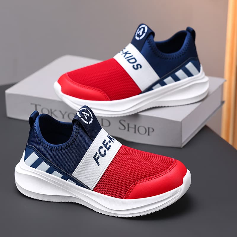 Girls Breathable Mesh Casual Shoes 2026 Boys Casual Shoes Slip-On Soft Sole Anti-Slip Children Running Shoes Trendy Shoes