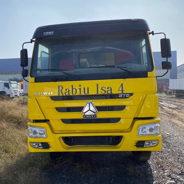 Export Sinotruk Howo front four rear eight dump truck, HOWO National 2/3 emission, 375HP 8X4 tipper