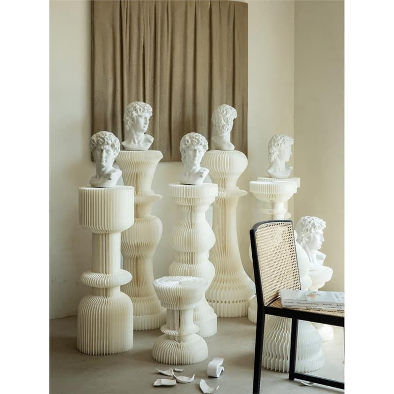 Chess display stand, creative display column, high and low island flow table, window display stand, exhibition display stand