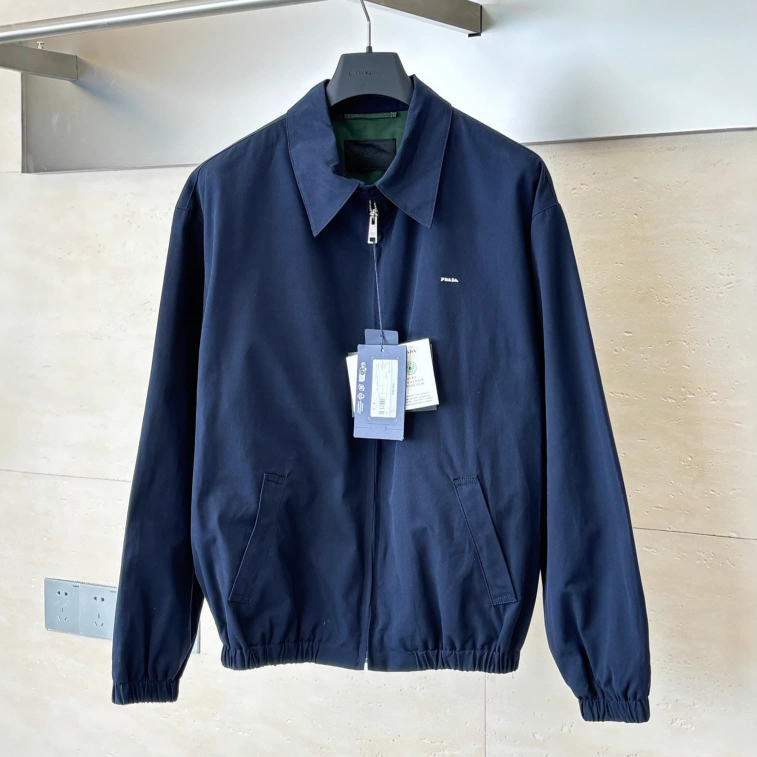 Correct Version 25FW Prada Classic Harrington Embroidered Logo British Style Gentleman Cotton Jacket Unisex