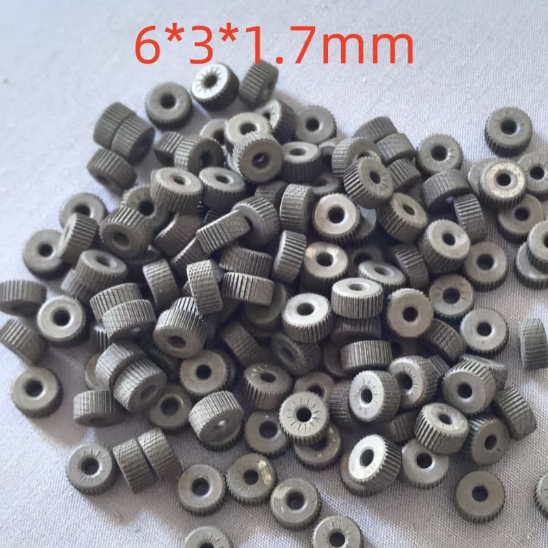 Mini long cigarette lighter grinding wheel, fine double-edged steel wheel, compact steel wheel, 6*3*1.7 mm, wholesale.