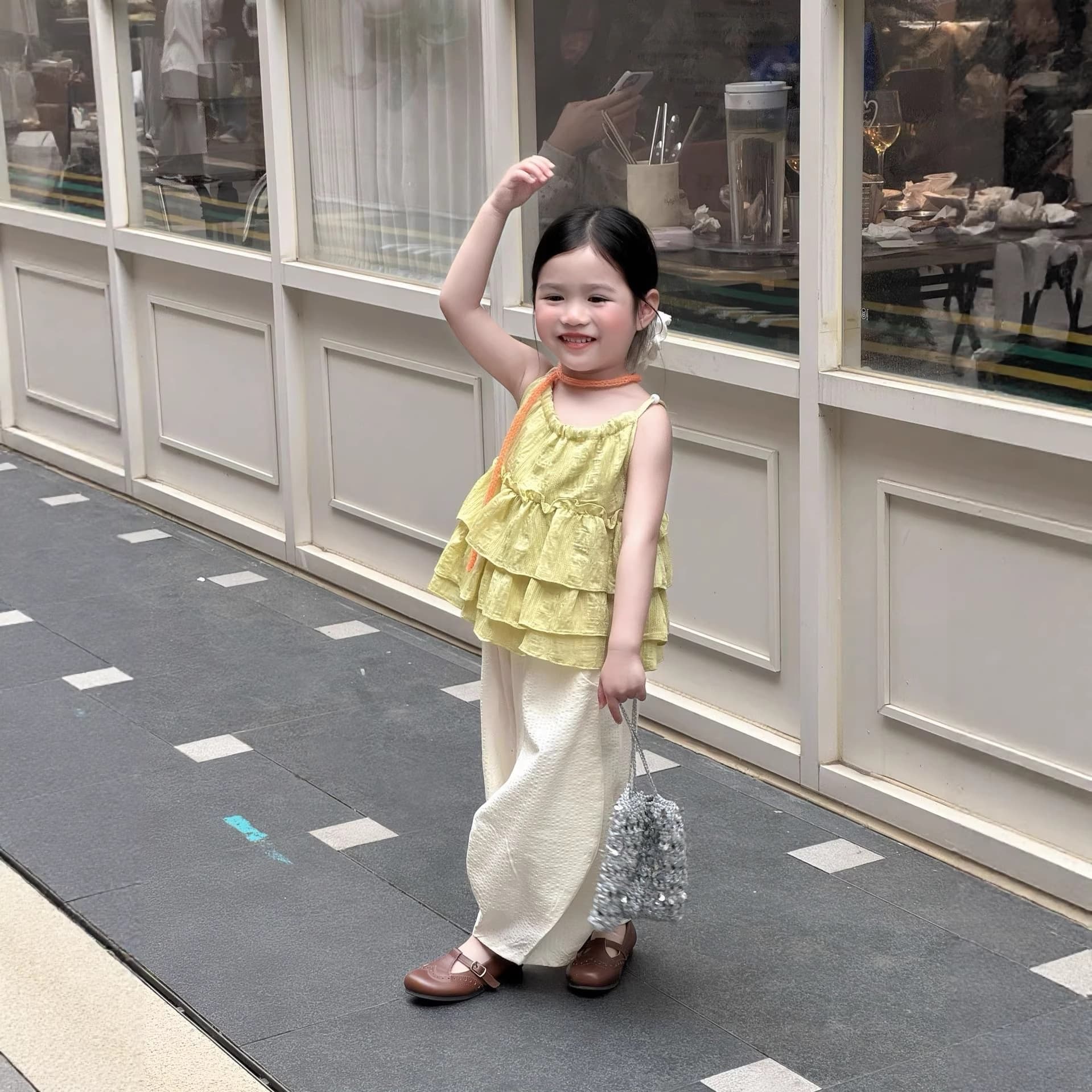2026 girls summer avocado color three-layer lotus leaf ear straps + striped loose wide-leg pants suit single shot