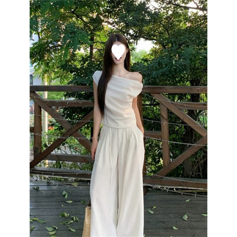 1*1 Customizable Fashionable High-End Asymmetrical Off-Shoulder T-Shirt for Women 2025 Summer New Irregular Top