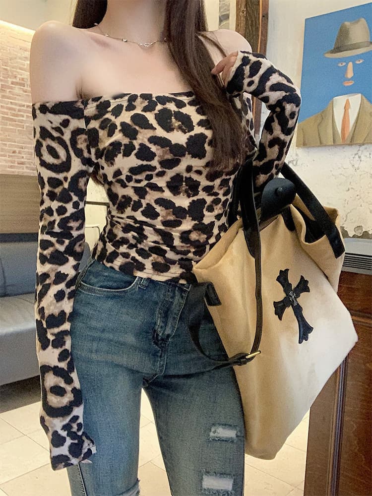 European and American Cross-Border Leopard Print Off-Shoulder Long-Sleeve T-Shirt for Women 2025 Spring/Autumn New Cinched Waist Pure Desire Women's Top