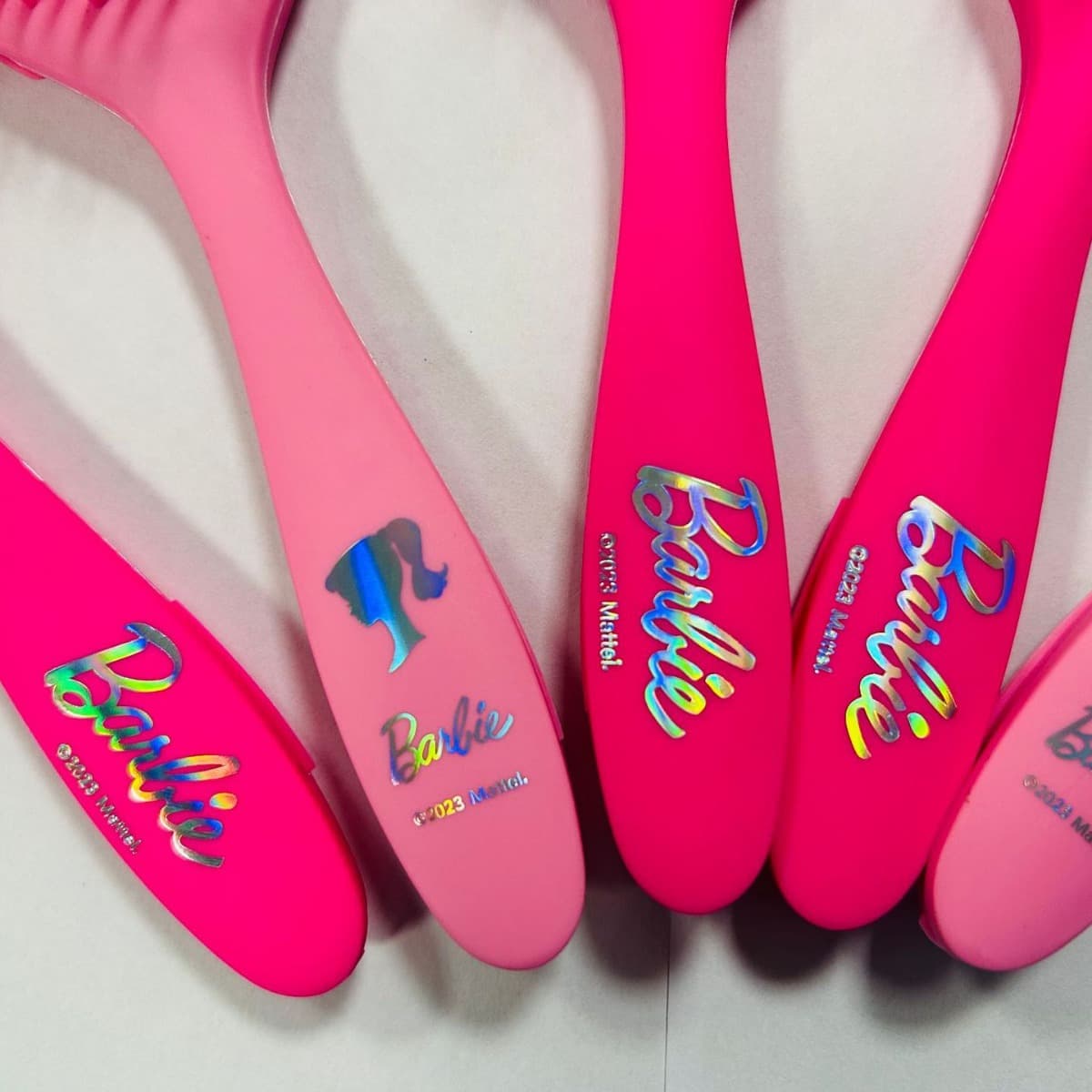 Factory customized abs TPEE plastic hot stamping and silver printing Logo hot stamping Shunteng Packaging and Hot Stamping Factory