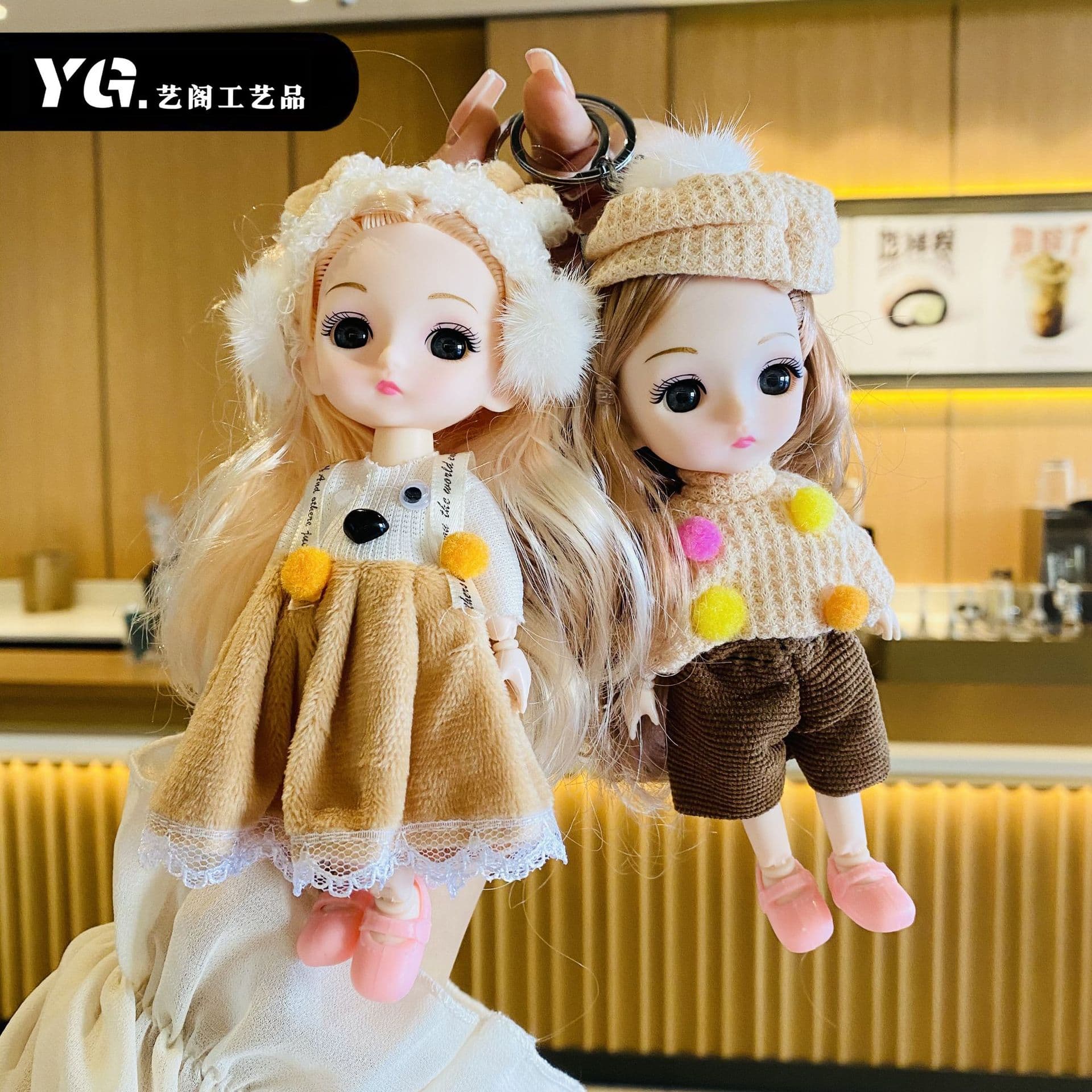 Exquisite Dress-Up Fashion Doll with Movable Joints Keychain, Trendy Clothing Barbie Doll Bag Charm for Girls