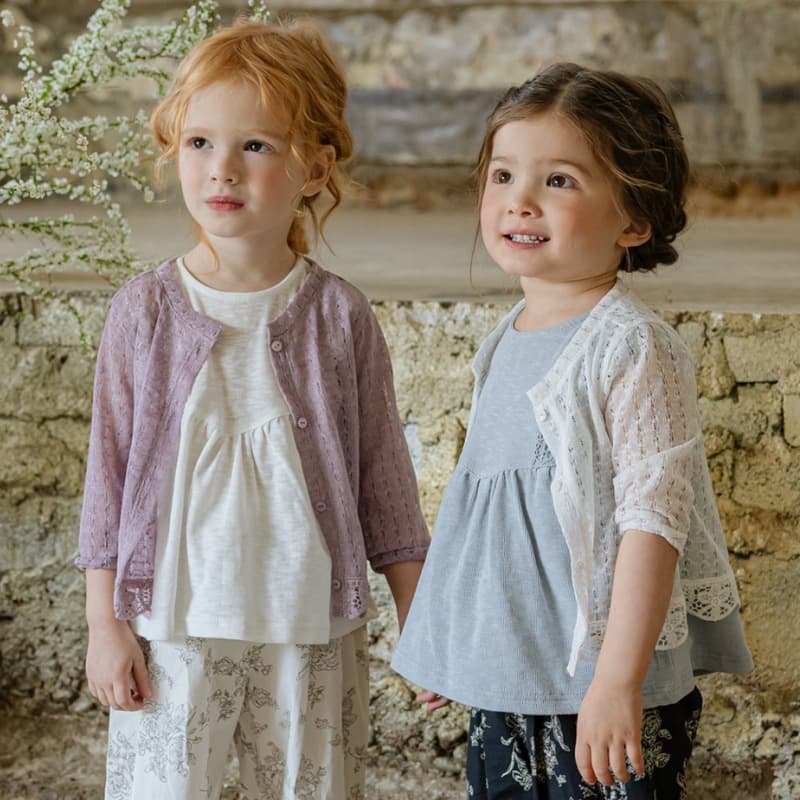 Children's Knitted Cardigan 2024 Summer Three-Quarter Sleeve Air Conditioning Sweater for Girls Ages 3-10, Stylish and Sweet Knitwear Cross-Border